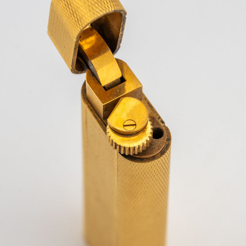 Lighter Gold Textured Les Must de Cartier1